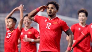 Cầu thủ nguyễn Xuân Son: Hành trình từ “kẻ lang bạt” đến tiền đạo hay nhất Việt Nam